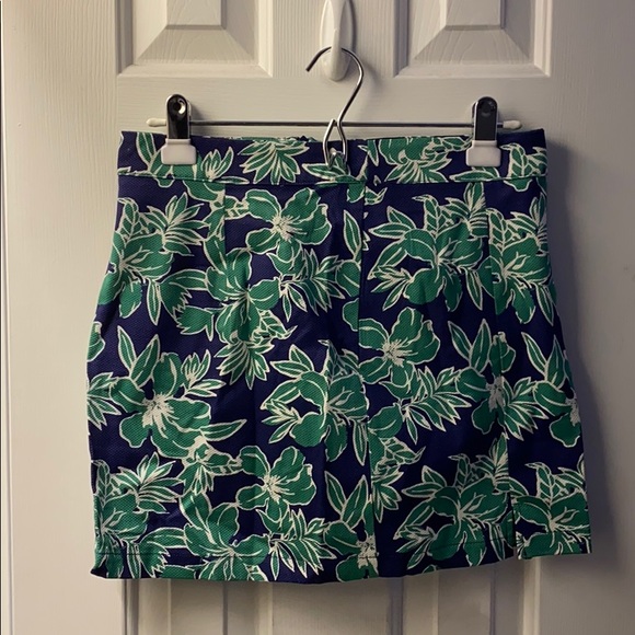 Patterned F21 set - Picture 2 of 5